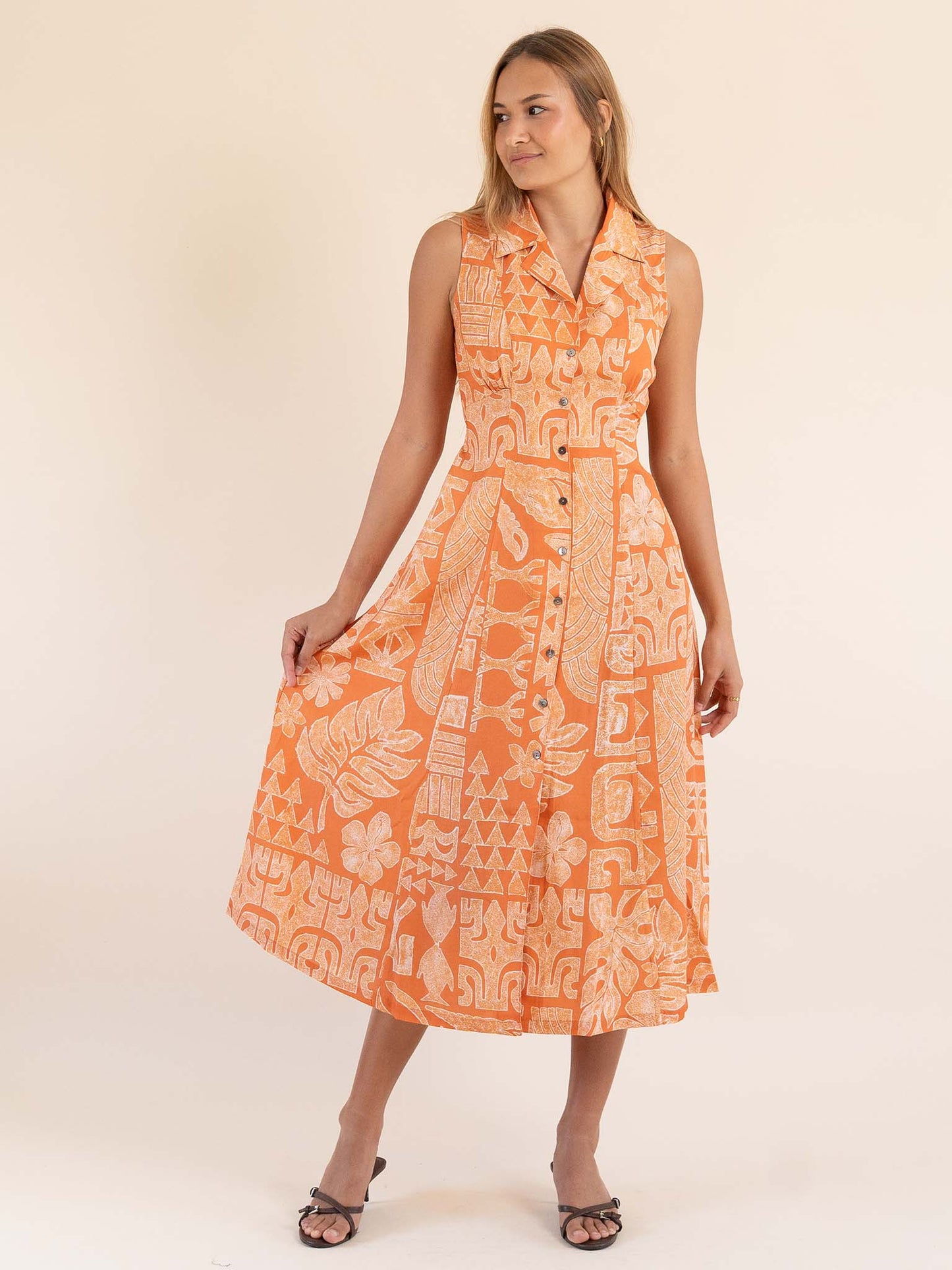 Pivai Button Dress