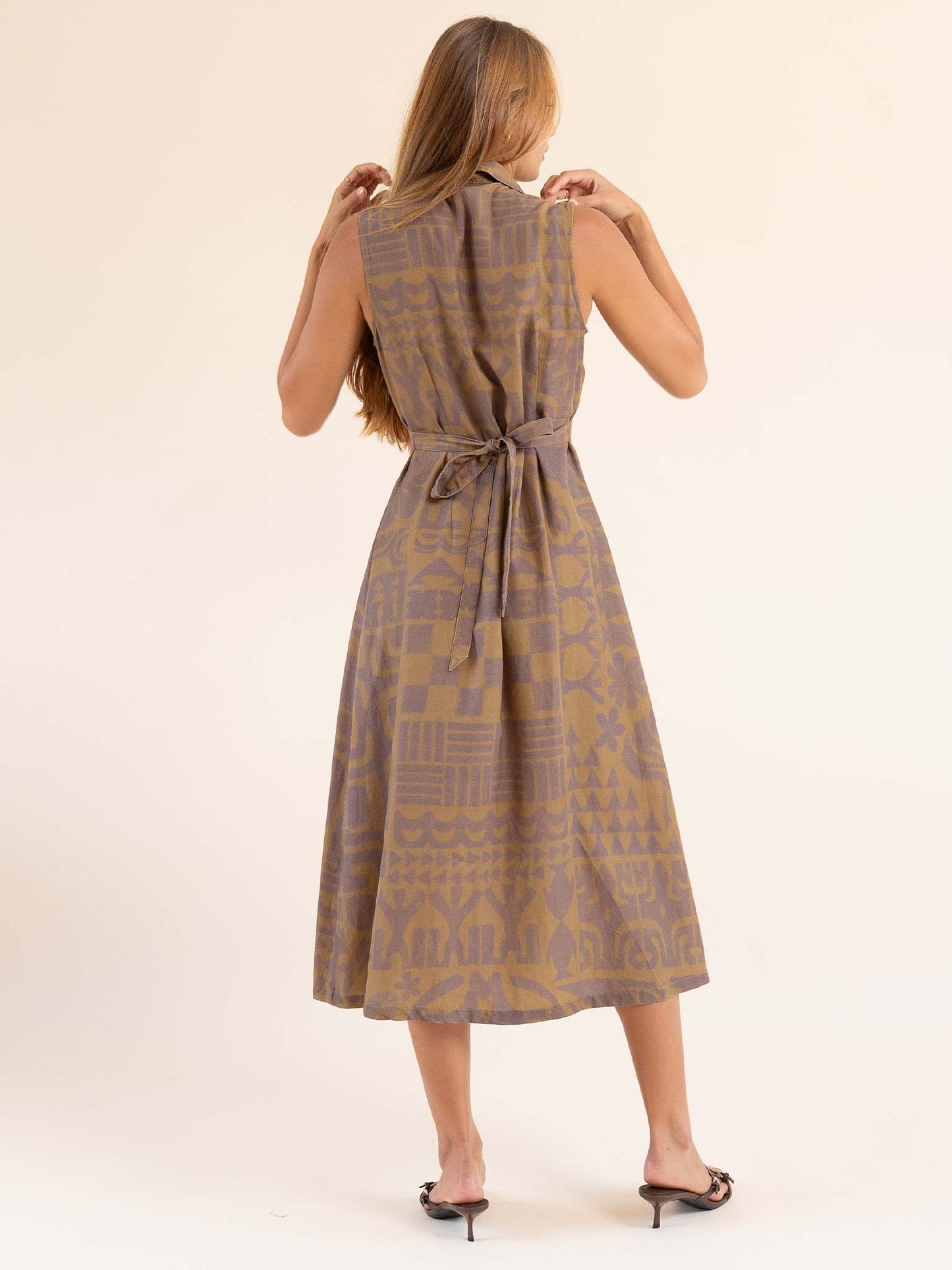 Pivai Button Dress