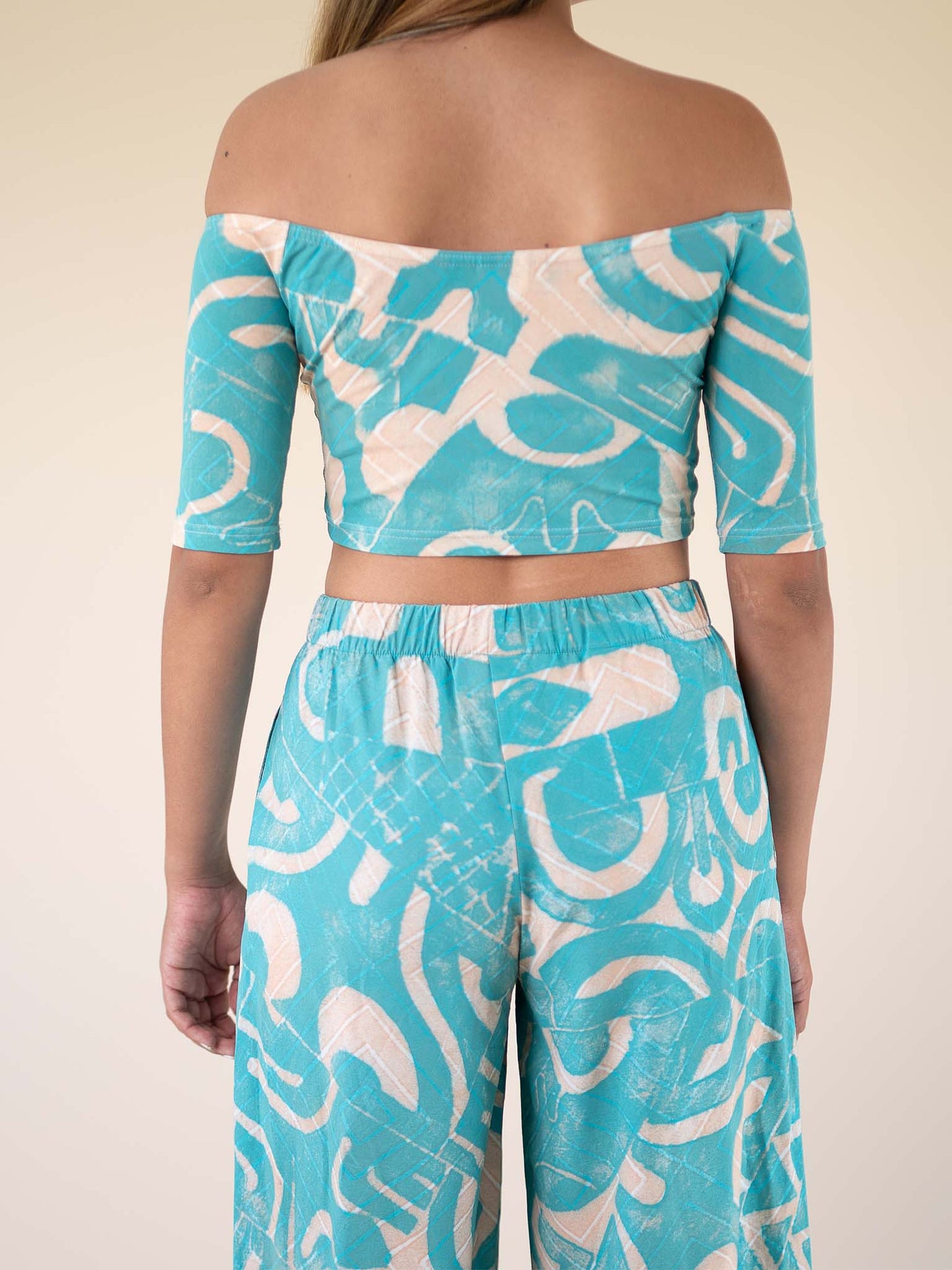 Tiahuia Crop Top