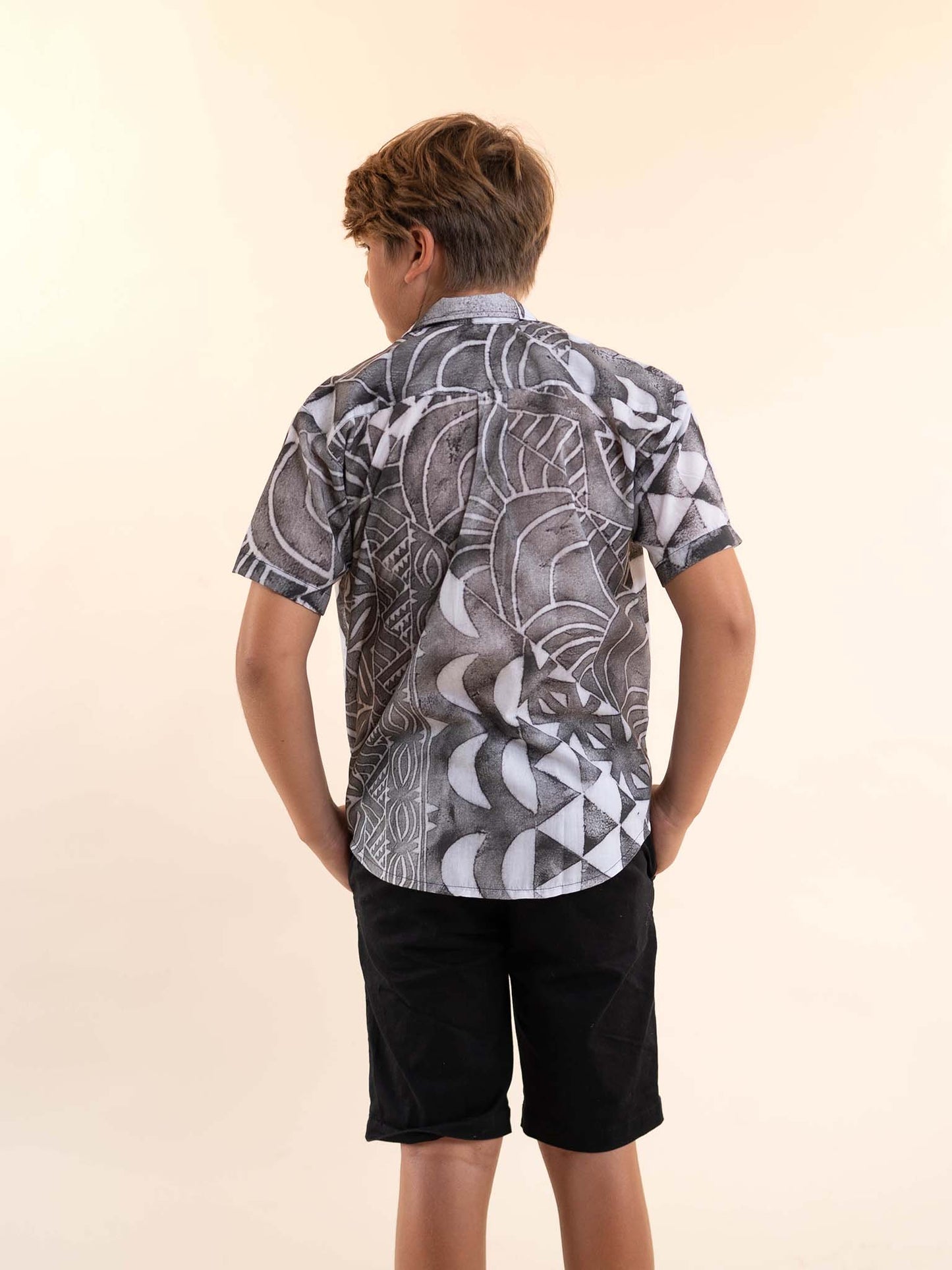 Tumu Shirt