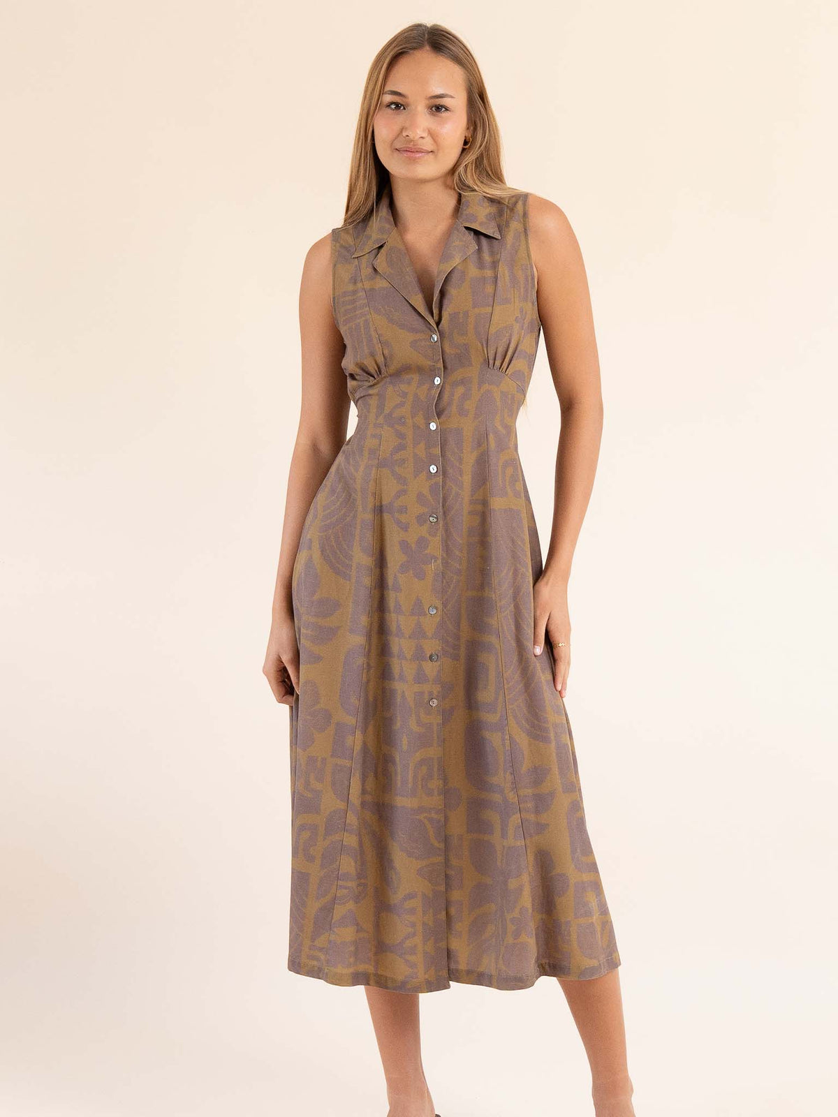 Pivai Button Dress